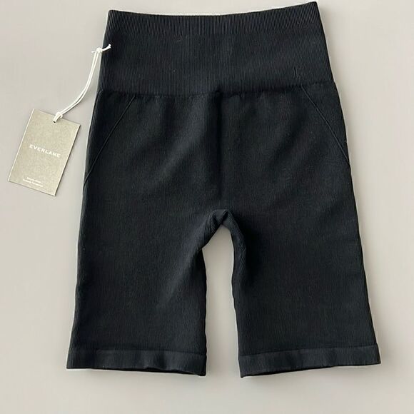 NWT Everlane The Seamless Bike Short Black Size XS/S - Picture 5 of 9